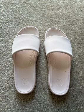 lululemon athletica Slide Sandals - Women's Comfortable Pool Slides